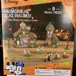 Disney 9 Piece Halloween Village With Music And Lights