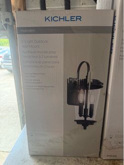 Porch light fixture