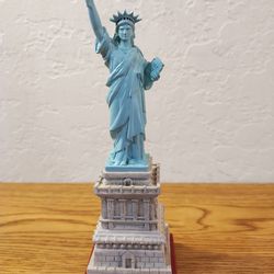 Statue OF Liberty Replica