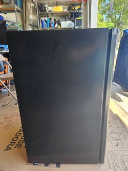Haier HNSE04BB Mini Fridge