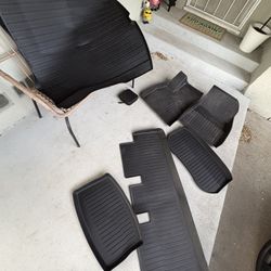 24-26 Tesla Model 3 Floor Mats 