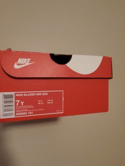 Nike blazer mid size 7y