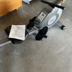 Sunny Rowing Machine
