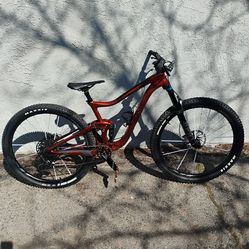 Giant Trance X 29 2 Trail Bike in Amber Glow