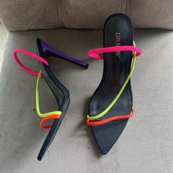 Strap Heel