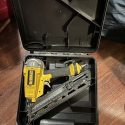 Dewalt 20v Nailer 
