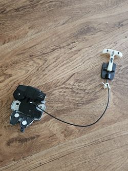 07-12 OEM Nissan Altima / Maxima Trunk Latch with Striker Plate & Hardware Black