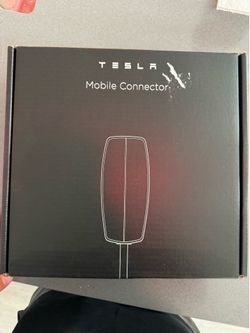 Tesla Mobile Connector