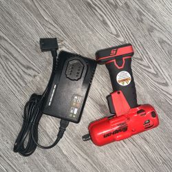 Snap-on 3/8” (10mm) Red Impact wrench, Model CT761