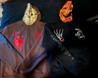 MENS HOODIES AND SWEATS LOT