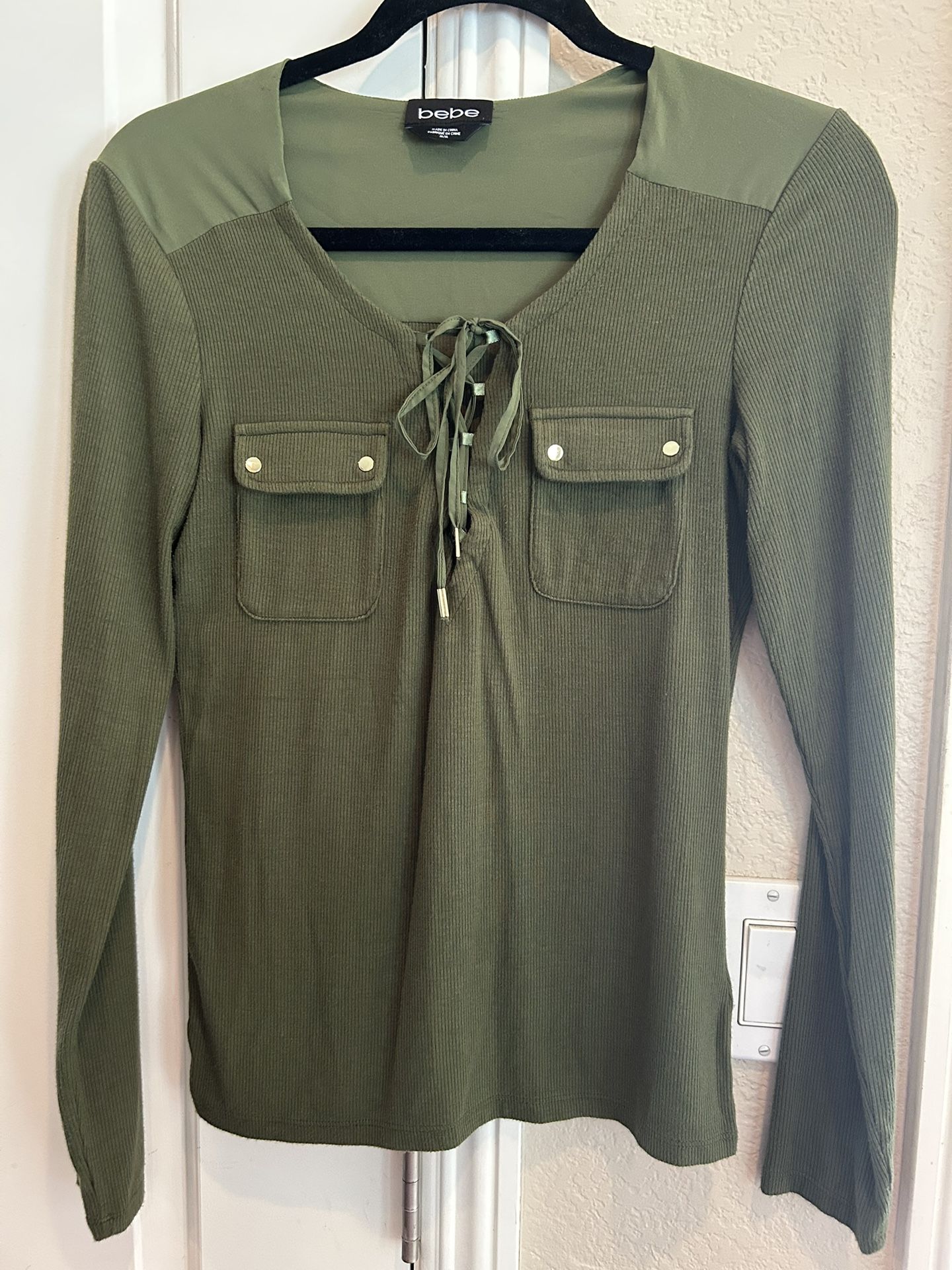 Bebe Women’s Top
