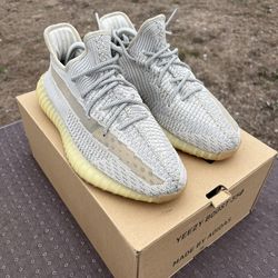 Adidas Yeezy Boost 350 V2 Lundmark Size 9.5 Clean w replacement Box 🔥