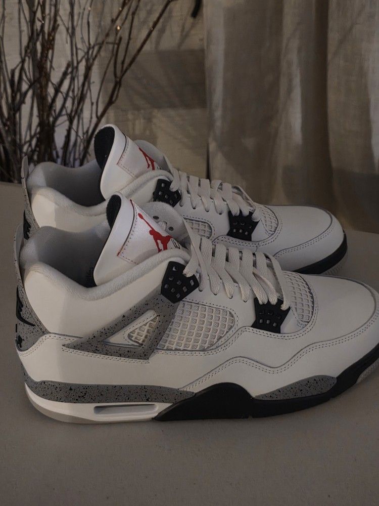 Jordan 4 White Cement