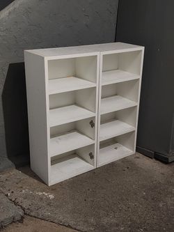 White Wood Bookcase with 8 Shelves