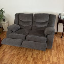 Loveseat 