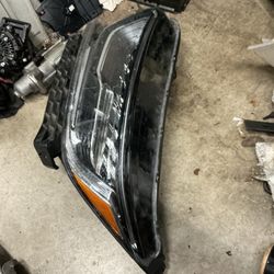 Headlight Honda crv 2018-2022