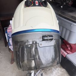 Pro stand-up hairdryer