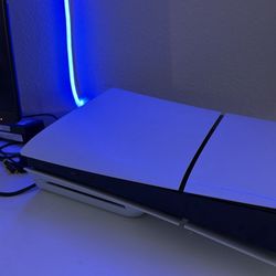 Ps5 Disc Version (2 Controllers, 4 Games, Turtlebeach Headset)