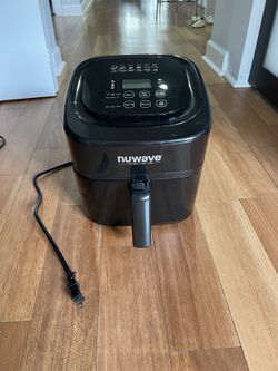 Nuwave Brio Air Fryer, 6 Qt – Like New (Used Once)