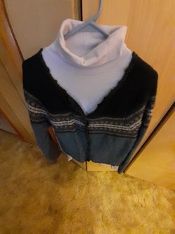 Women's XL winter sweaters some long sleeve shirts to go with the sweaters