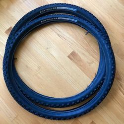 Lot of Assorted Mountain Bike Knobby and Slick Bike Tires