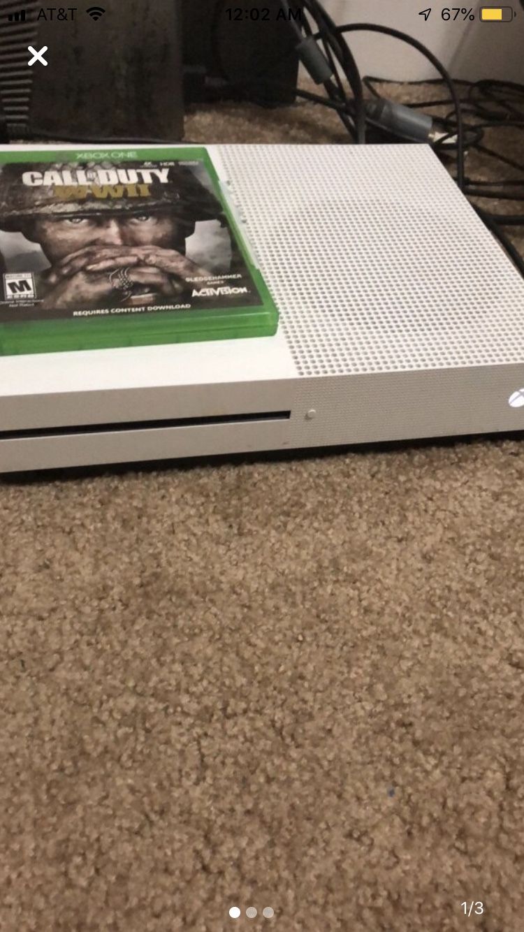 Xbox one S ( 1 terabyte)