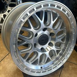 Rines 17x9 5x127 Onyx Lock Off-road con llantas 35/1250/17