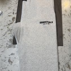 Essentials sweats light oat size large