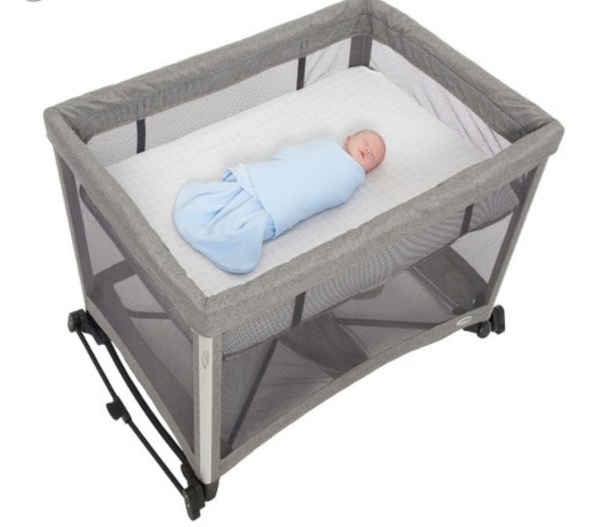 Playcrib with Rocking Bassinet (Navy Checkered)