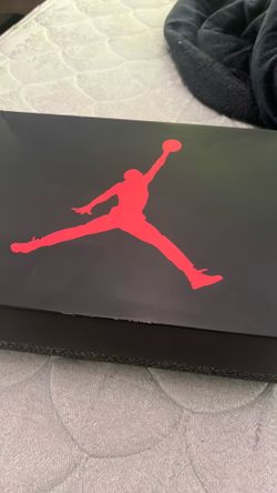 NOT FREE Jordan 3 money 9.5 men