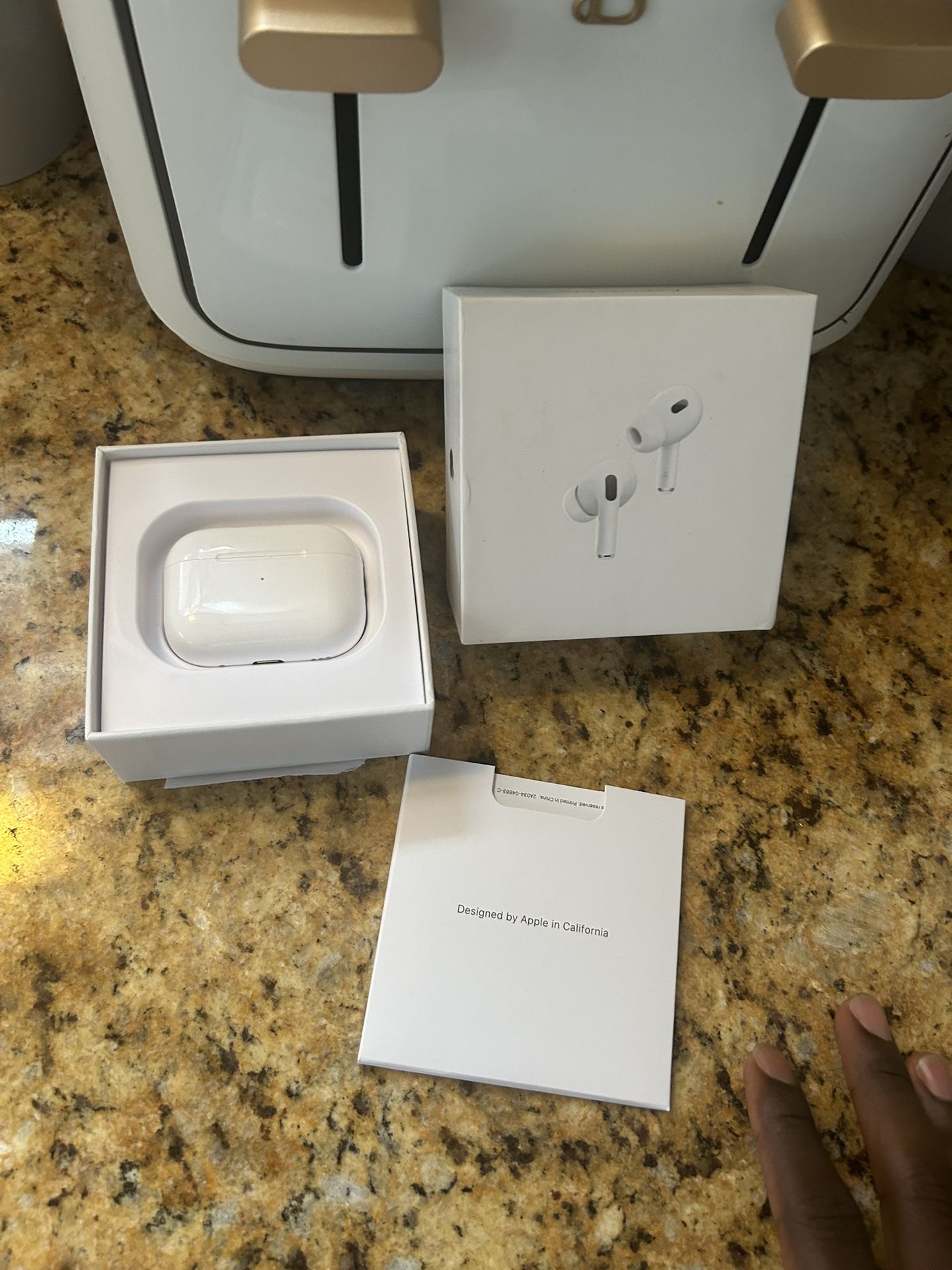 Apple AirPods Pro 2nd Generation with MagSafe Wireless Charging Case - White