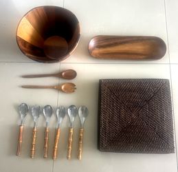 Crate & Barrel Entertaining Collection – Wood Salad Bowl, Placemats, Serving Tray & Utensils