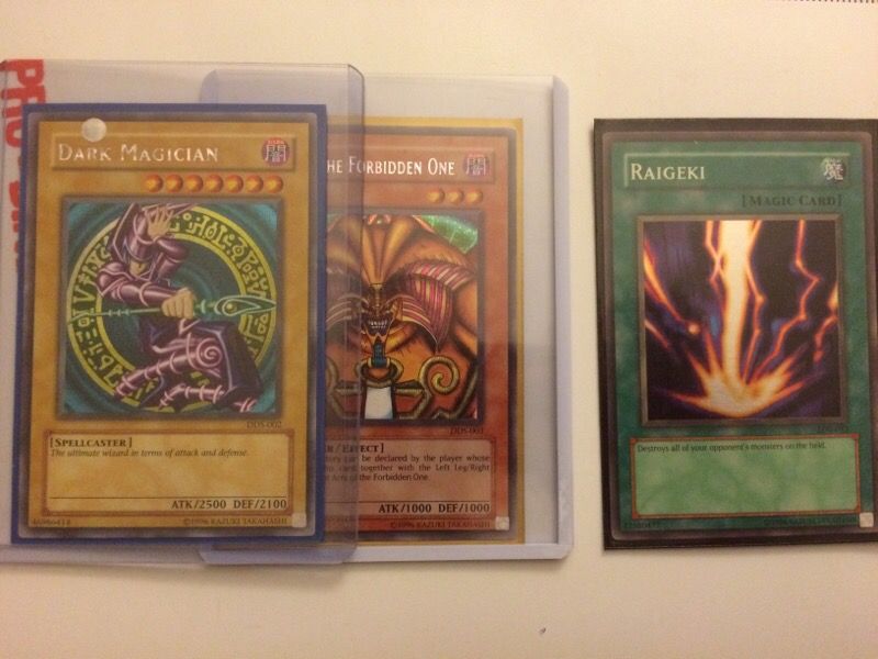 Yugioh DDS Cards! Dark magician Exodia and Raigeki from LOB
