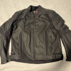 Alpinestars / GP PLUS R v2 LEATHER JACKET