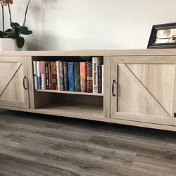 Large Modern Farmhouse 70” White Oak TV Storage Entertainment Center Stand - New