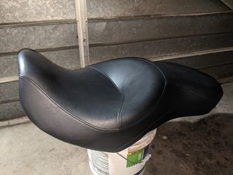 Harley Davidson Dyna Seat 