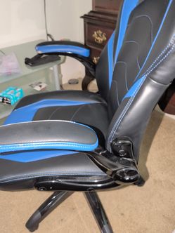 Gaming chair