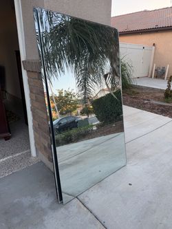 Borderless Set of 4 Gym Mirrors 3 X5 feet