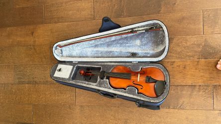 Cremona 1999 SV-100 Premier 3/4 Student Violin Outfit - Case, Bow, Strings