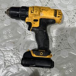 DEWALT DRILL DRIVER - Fair Condition - $130 - Comes With Battery And Charger - 