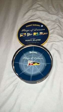 *NIB* TOMMY BAHAMA "Flags of Leisure" PARTY PLATES *Set of 4* MSRP $55