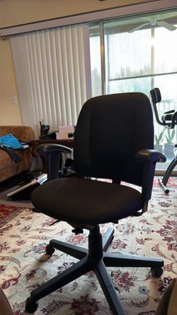 Computer chair