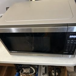 Panasonic inverter microwave(1,3cft)