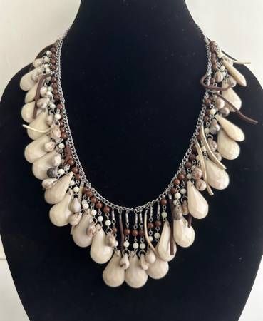Vintage Fringe Fashion Costume Jewelry Necklace