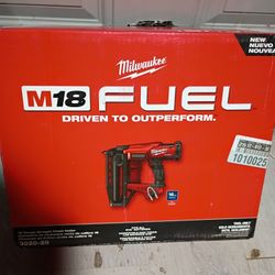 M18 Milwaukee Straight Finish Nailer 16gauge