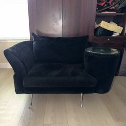 Velvet Chair 