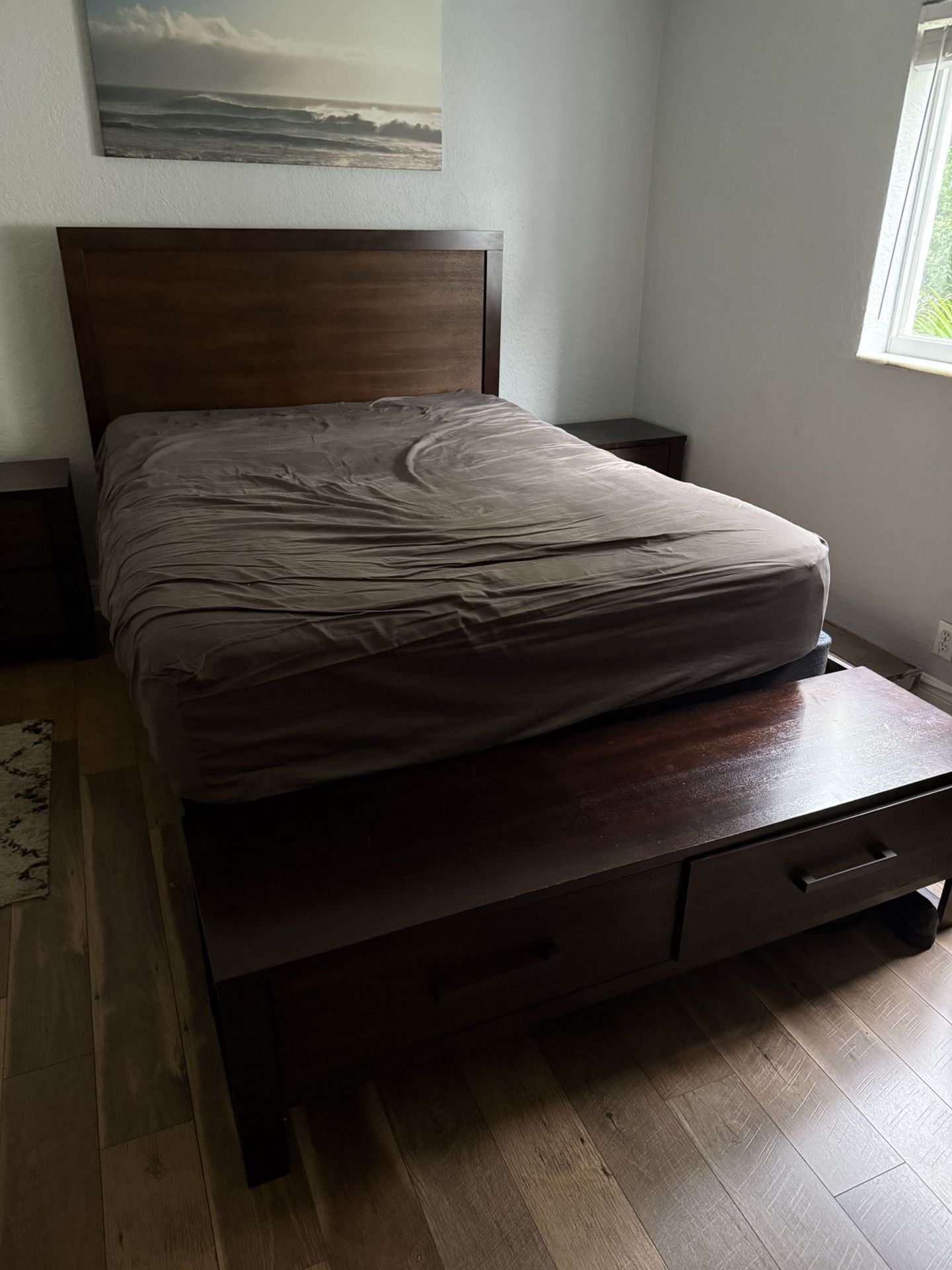Queen Bedroom Set