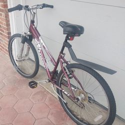 Schwinn Sidewinder 26" Women's Mountain Bike