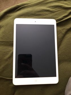 iPad Mini (32 Gb)