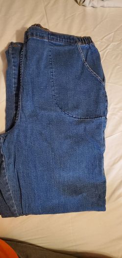 Large/short women's jeans